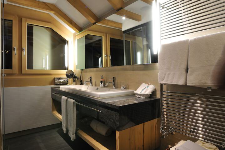 Room 40 of 78