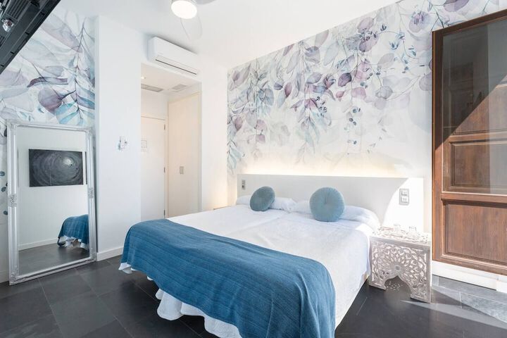 Room 21 of 72