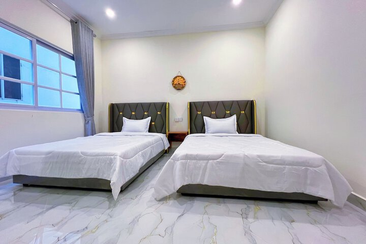 Room 4 of 31