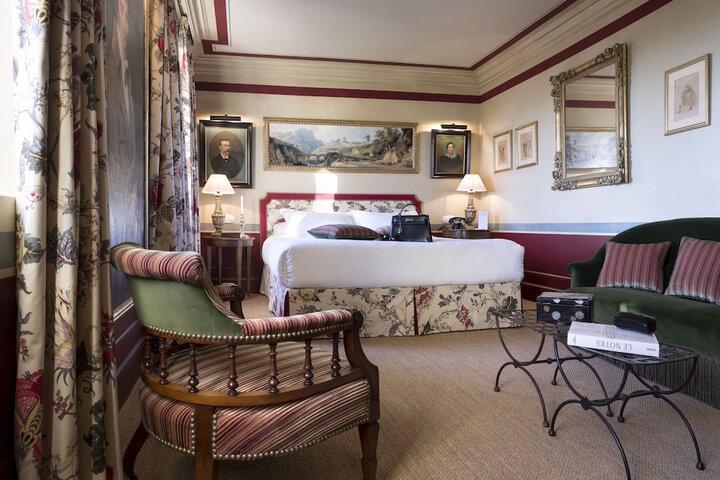 Room 22 of 38
