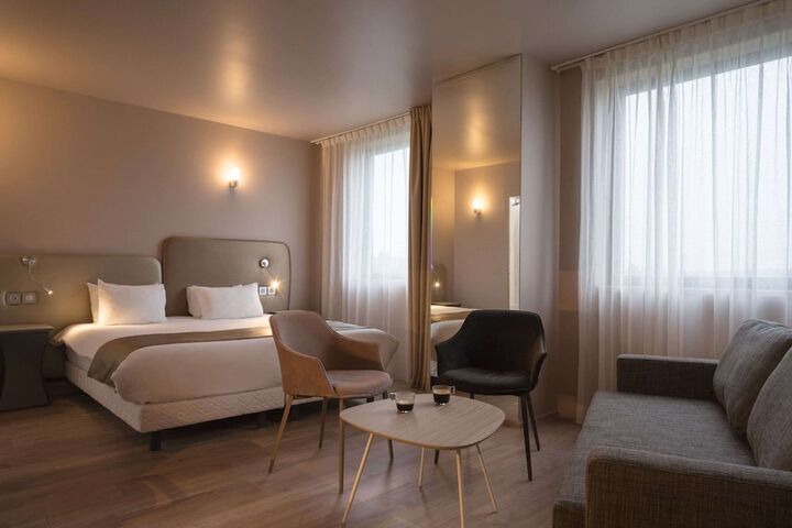 Room 40 of 64
