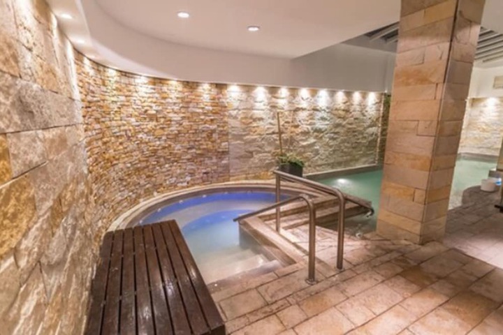 Pool 22 of 43