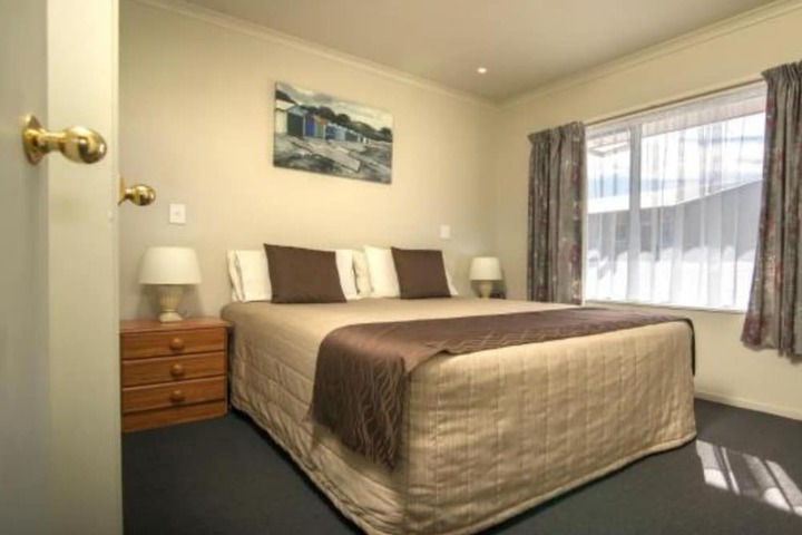 Room 10 of 54