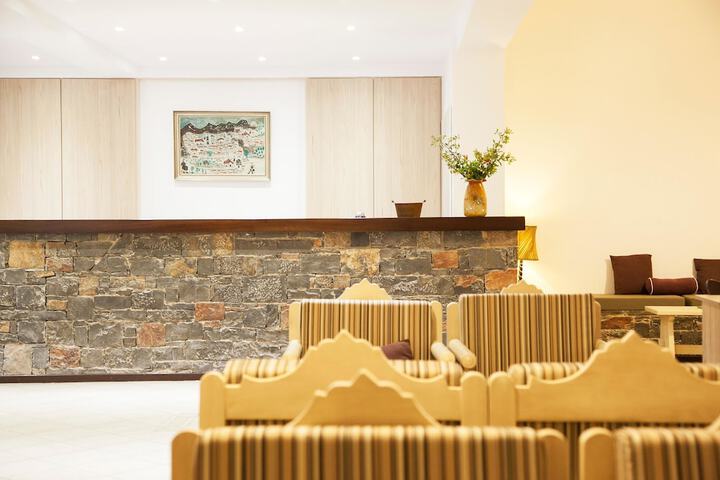 Lobby Entry