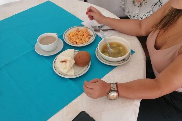 Breakfast/Coffee Service 42 of 61