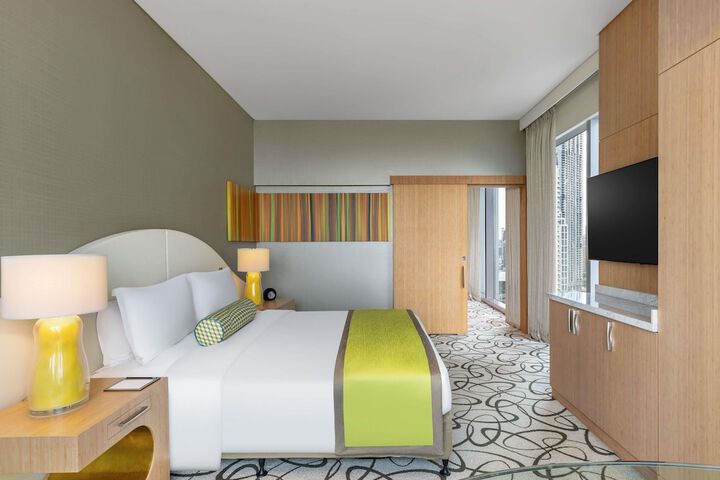 Room 82 of 315
