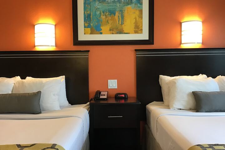 Room 8 of 36