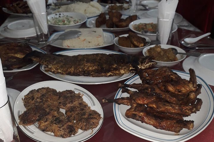 Dining 39 of 47