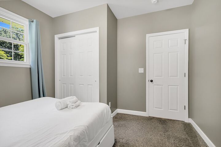 Room 4 of 78