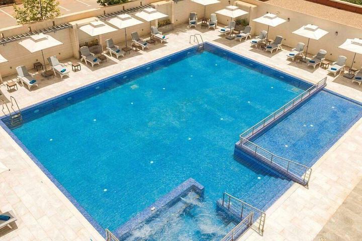 Pool 11 of 49