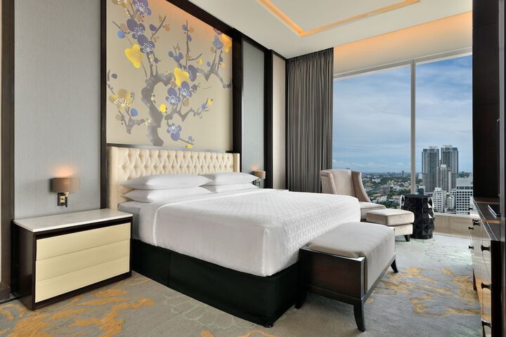 Room 25 of 89