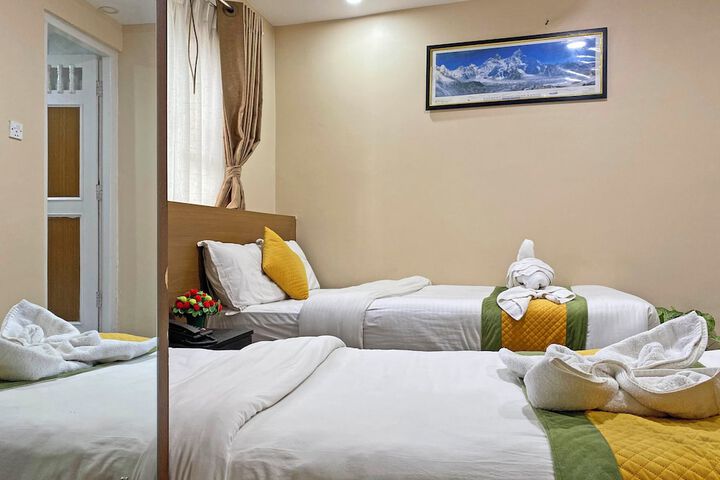 Room 44 of 99