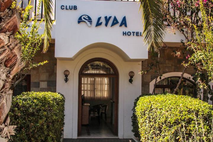 Hotel 44 of 46