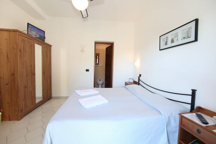 Room 8 of 39