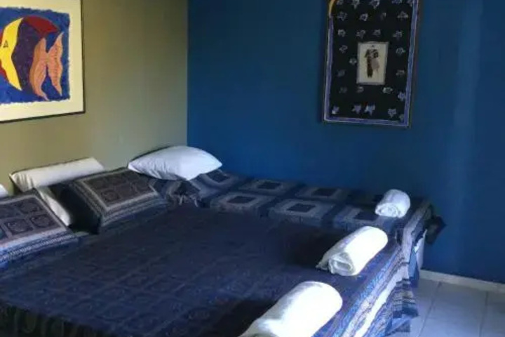 Room 3 of 9