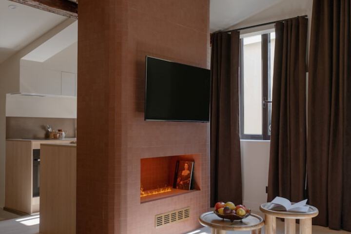 Room 426 of 780
