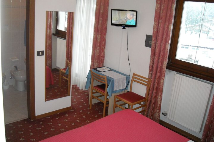 Room 31 of 65