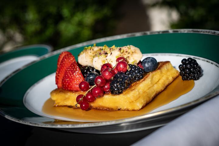Breakfast/Coffee Service 150 of 181