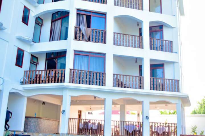 Hotel 125 of 148