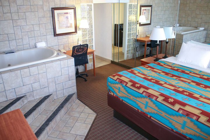 Room 6 of 42