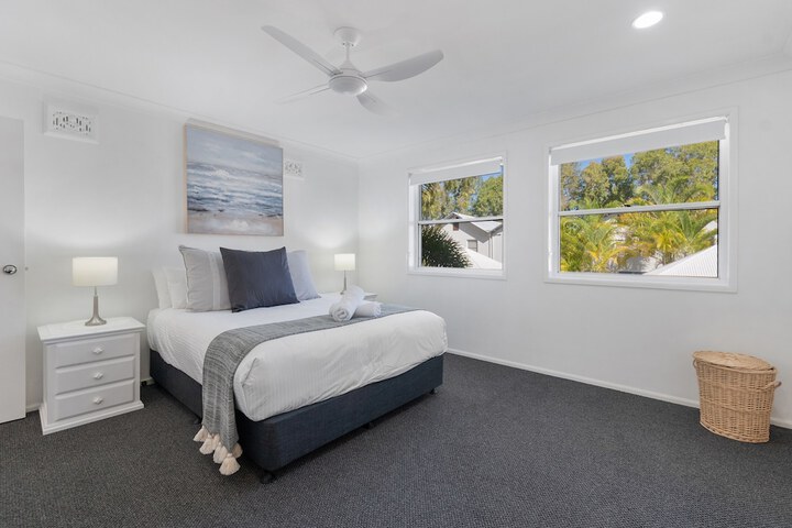 Room 2 of 286