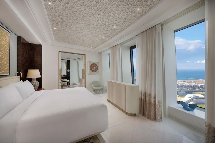 Room 9 of 61