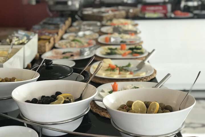 Breakfast buffet