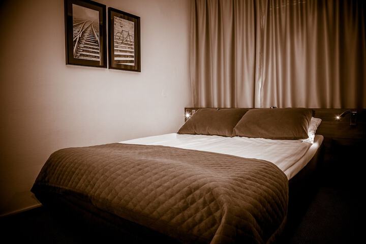 Room 6 of 23