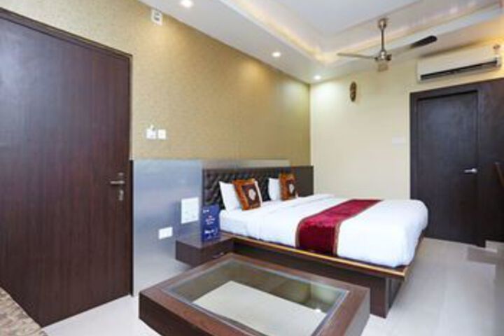 Room 20 of 33