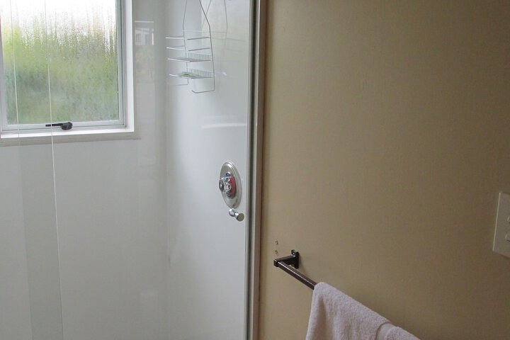 Room 15 of 33