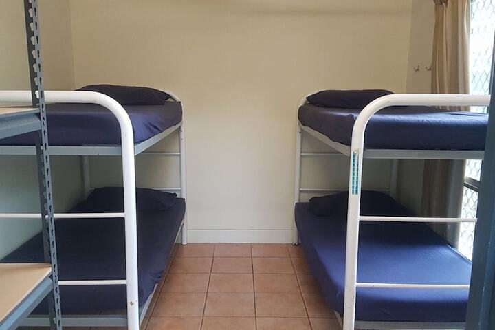 Room 7 of 38
