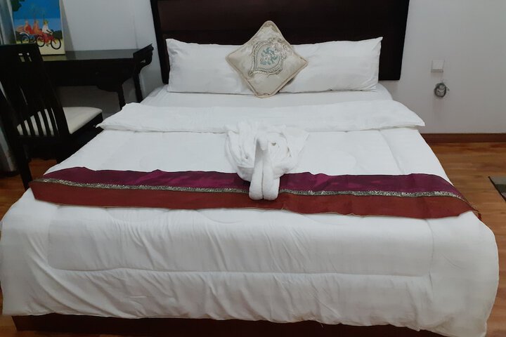 Room 9 of 48