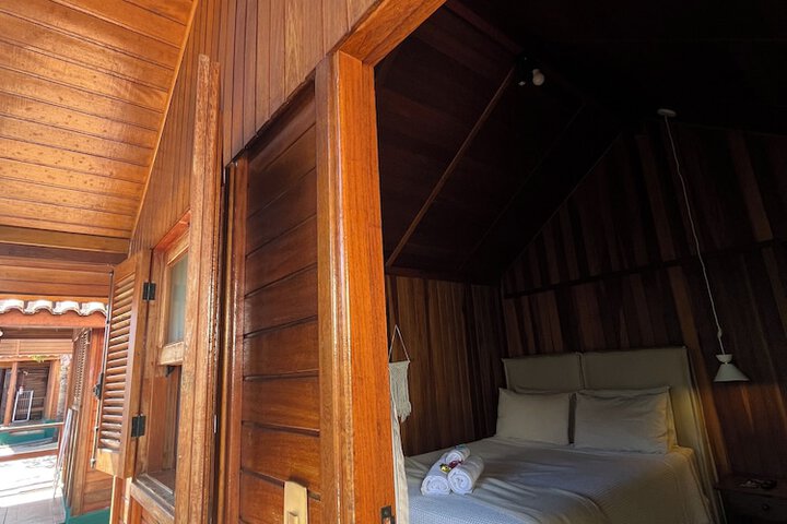 Room 12 of 39