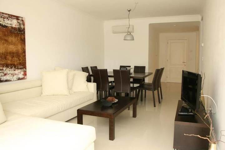 Room 40 of 86