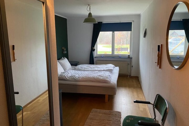 Room 14 of 77