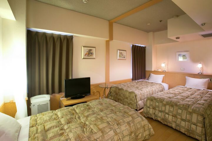 Room 8 of 41