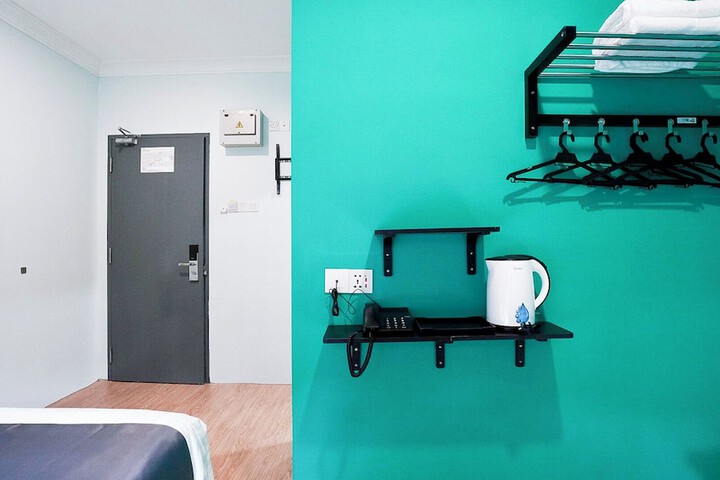 Room 14 of 23
