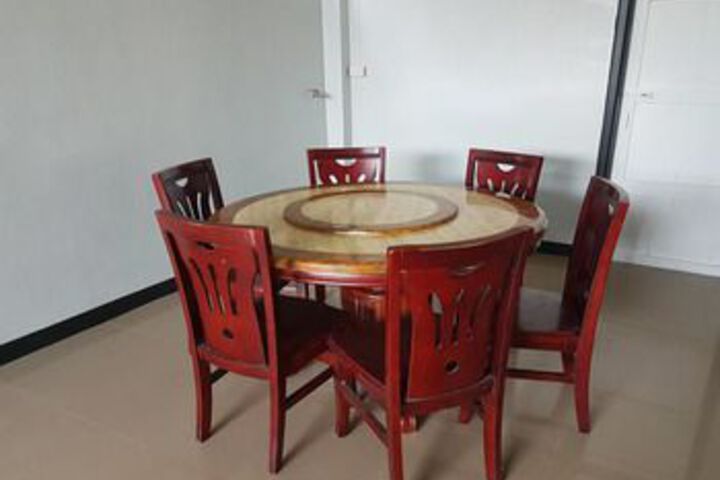 Dining 6 of 43