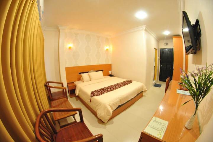 Room 18 of 35