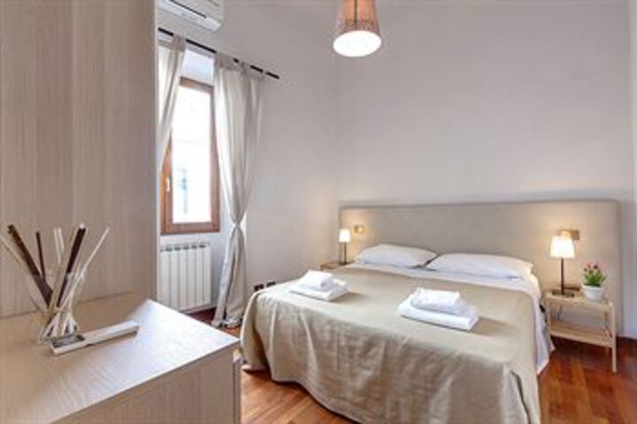 Room 45 of 166