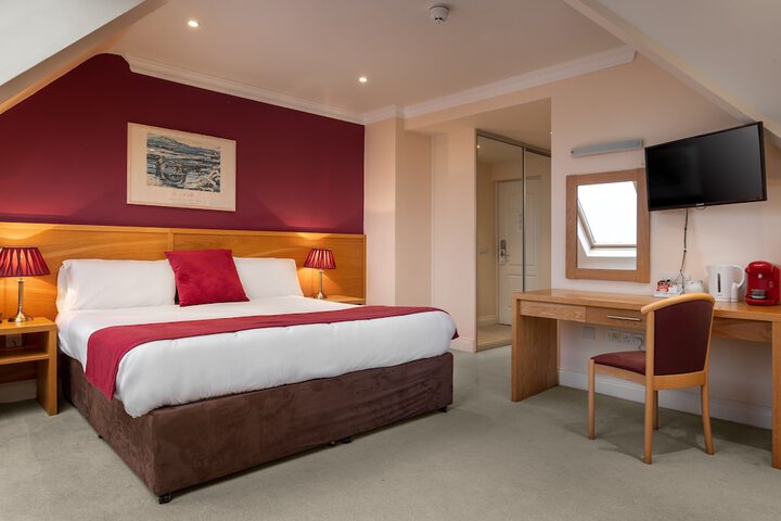Room 5 of 34