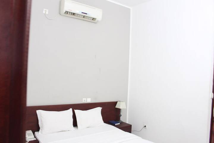 Room 7 of 56