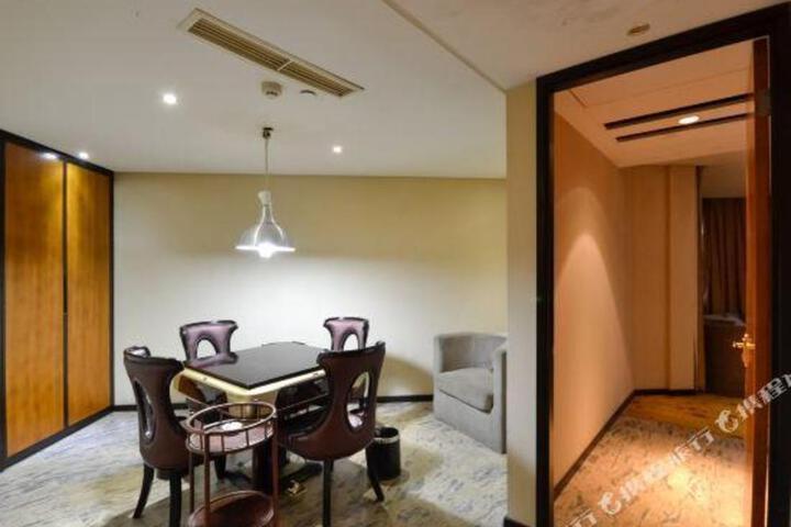 Huamei International Hotel (Wenling City Branch)