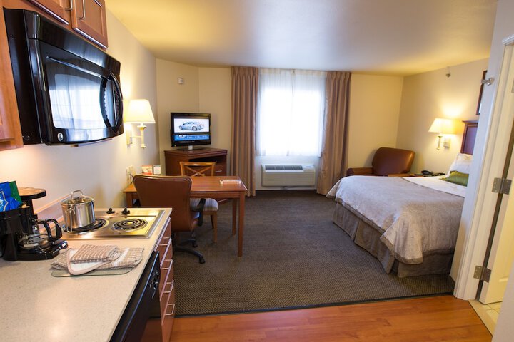 Room 9 of 27