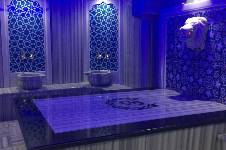 Room 21 of 35