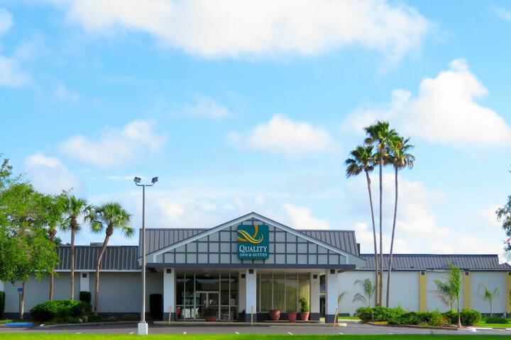 hotels in brooksville fl on cortez blvd