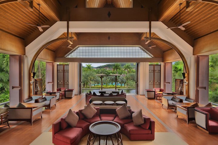 Guest Lobby