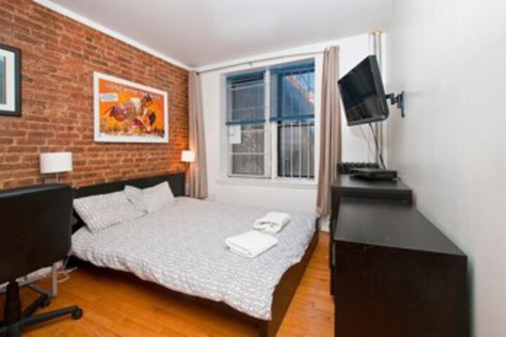 Room 44 of 46