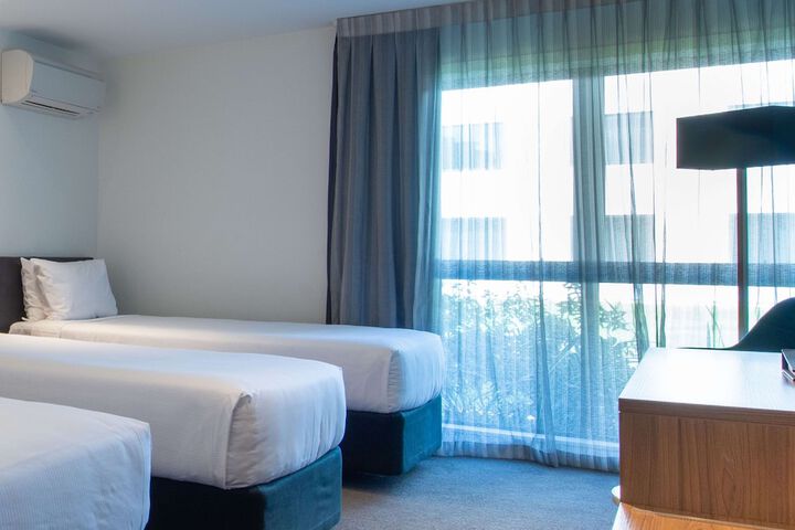 Room 21 of 68