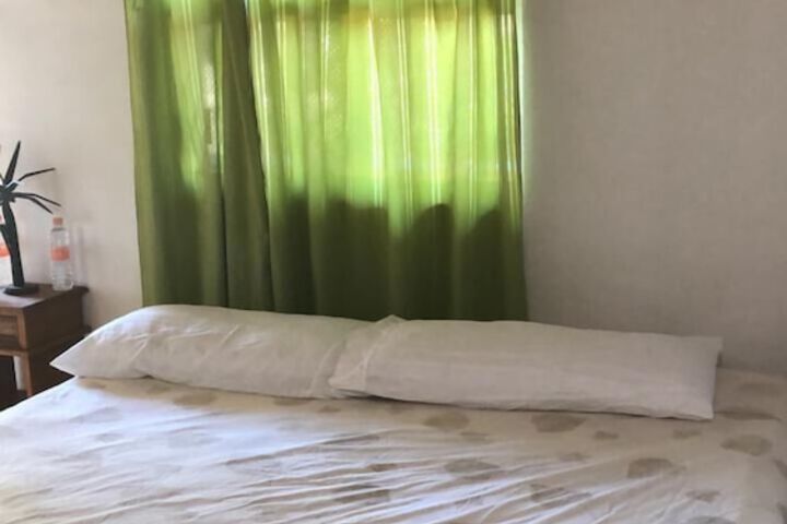 Room 17 of 37